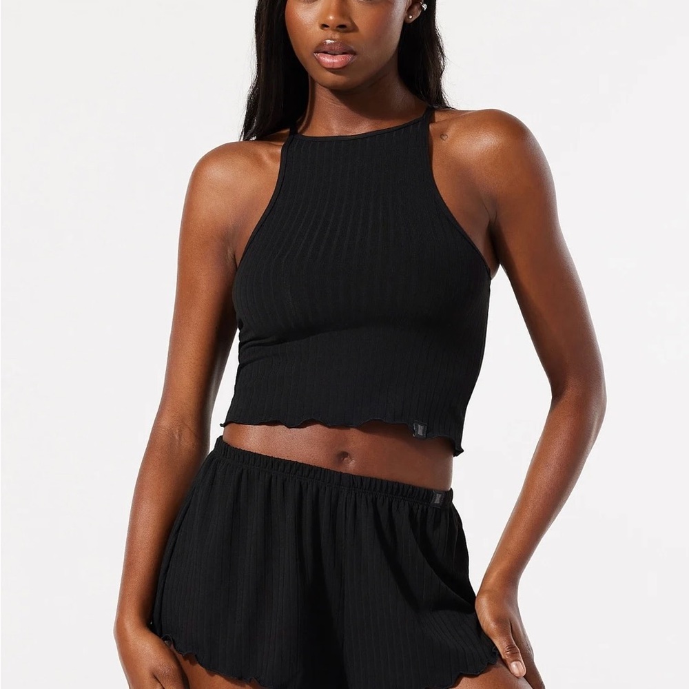 Black Ribbed Tank Top savagexfenty size M